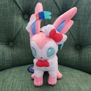 Pokemon Sylveon Plush Toy